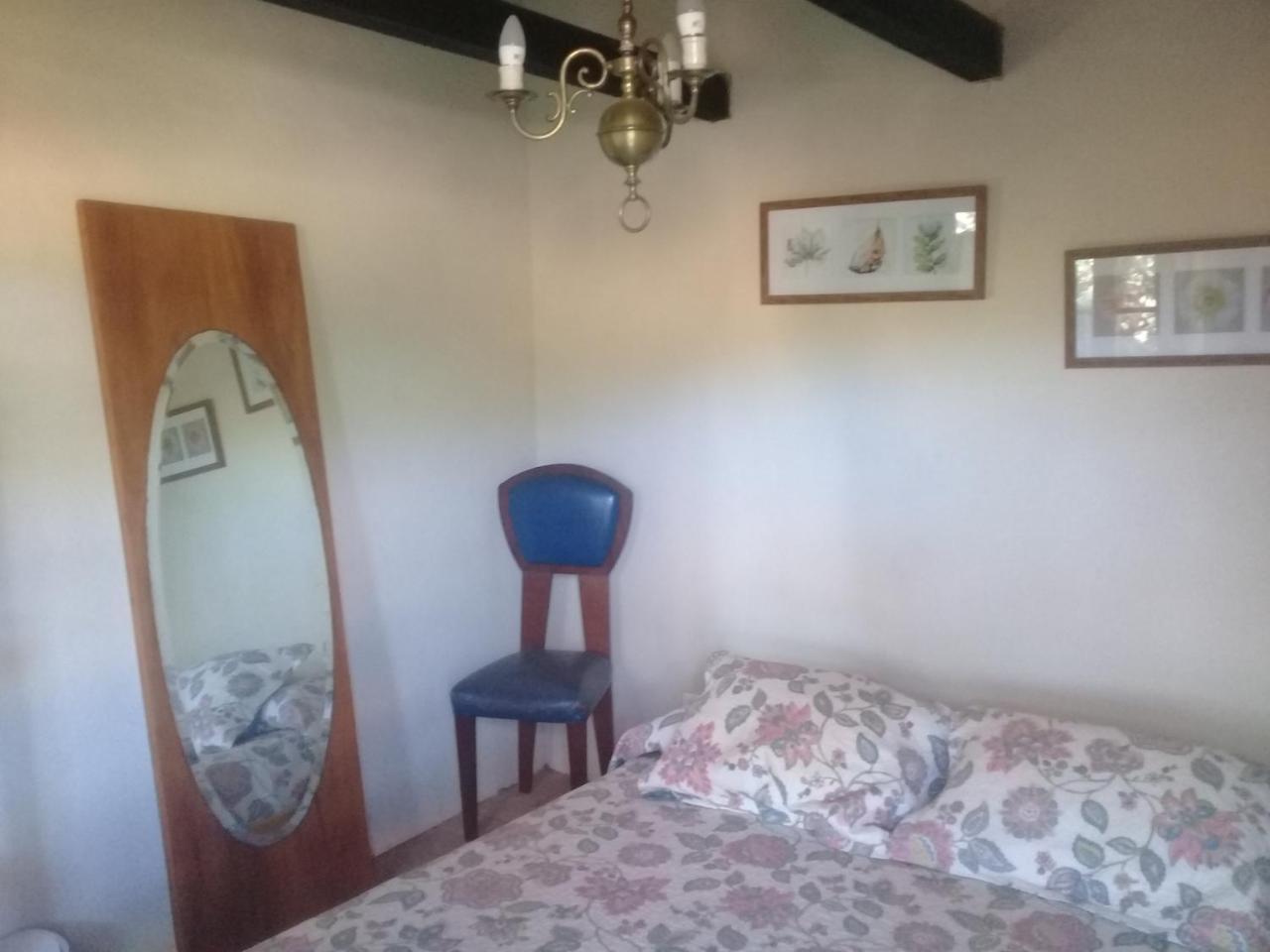 Hostal Del Ingles Вичукен Екстериор снимка